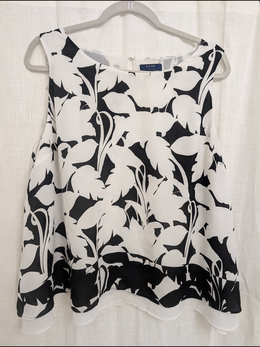 Kaari Blue Black White Floral Sleeveless Layered Blouse XL